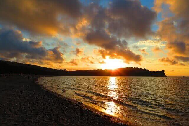 Sunrise over the Shakespear Regional Park. Image credit: NZ Adventure is Out There