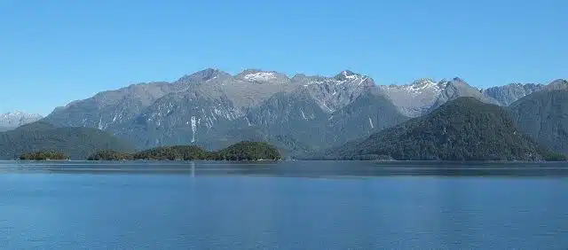 Lake Manapouri