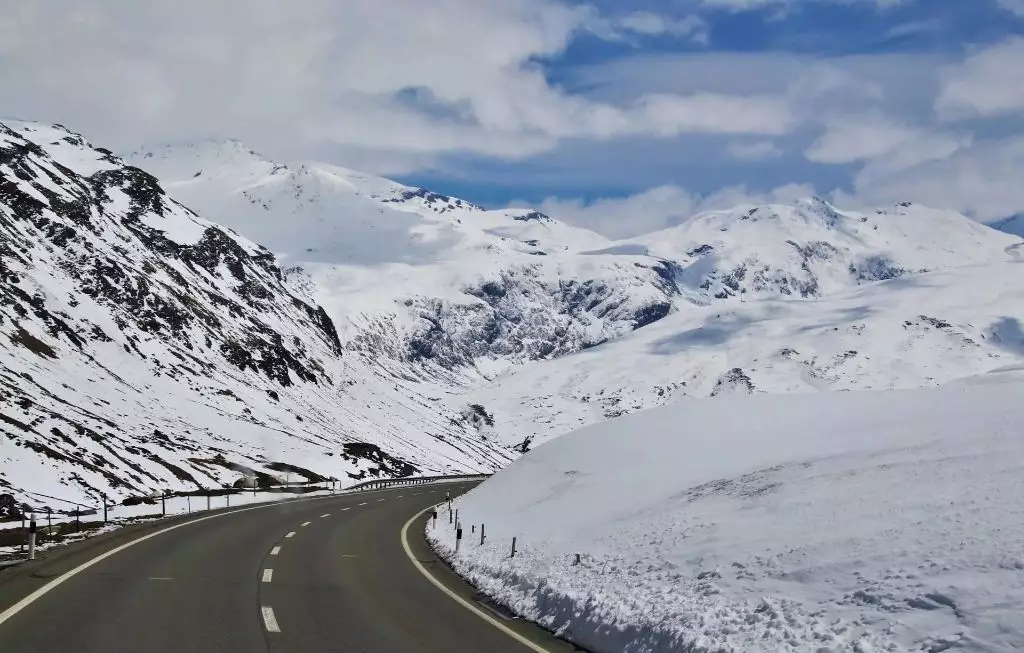 snow mountain road